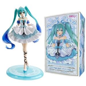 New Hatsune Miku Wonderland Figure